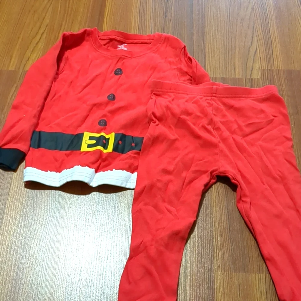 NWOT Carter's 2pc SLEEPER SET ~ LONG SLEEVES/LONG PANTS ~ CHRISTMAS SANTA Pajama